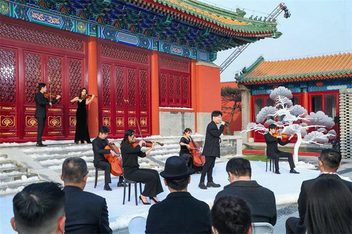 雪花盛开迎冬奥 歌满京华声如潮