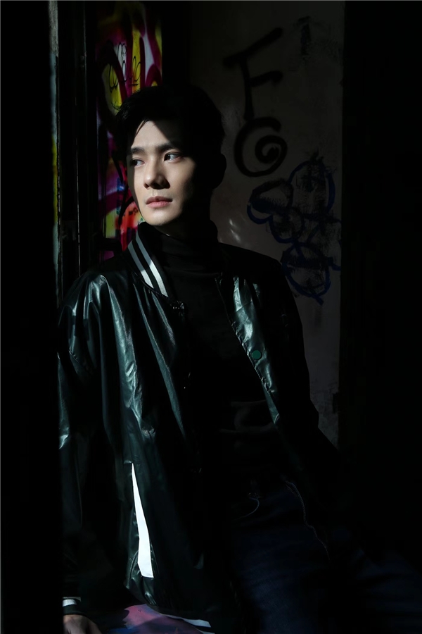 《缄默的证明》开播 孙熹之曝悬疑氛围感写真