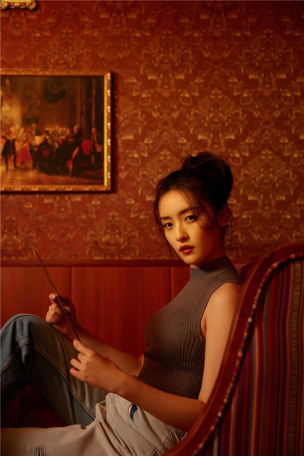 《缄默的证明》热播 孙嘉琪演绎警花梁笑看点多