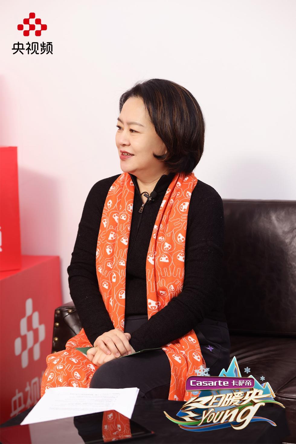 《冬日暖央young》惊喜首播 四大战队“抢人大战”各出奇招