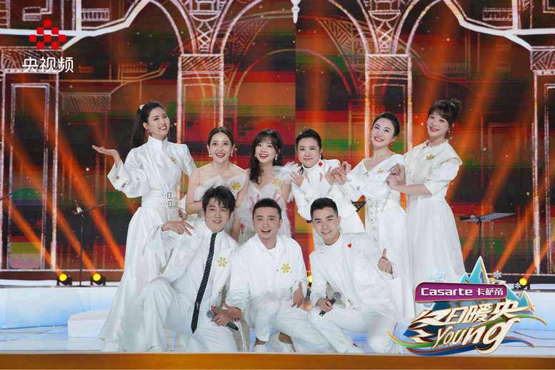 《冬日暖央young》让40余位总台主持人各亮冰雪绝活