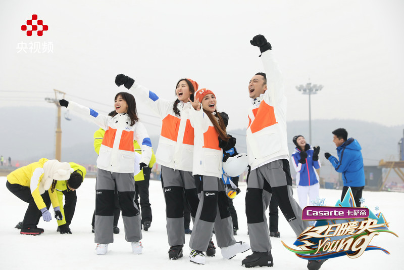 《冬日暖央young》让40余位总台主持人各亮冰雪绝活