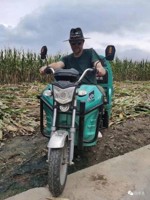 《爱情神话》老白原型白红卫：正在闭关下田耕地