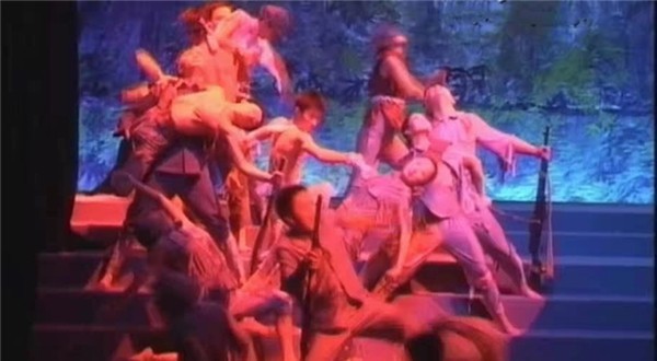 驰名舞蹈家夏冰歌舞诗三部曲：颂大美山河，酿精神食粮