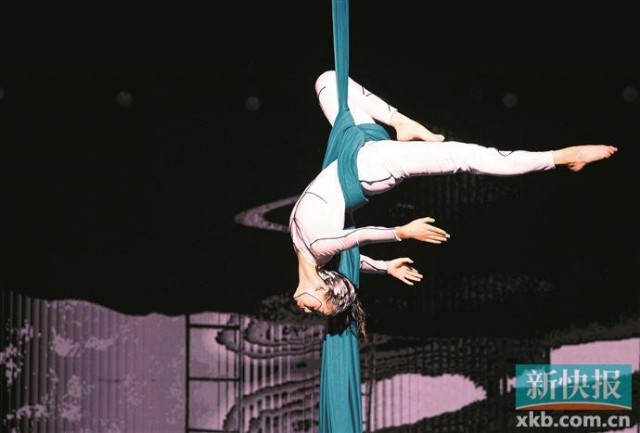 《技惊四座》迎半决赛 杂技少年玩转非遗英歌舞