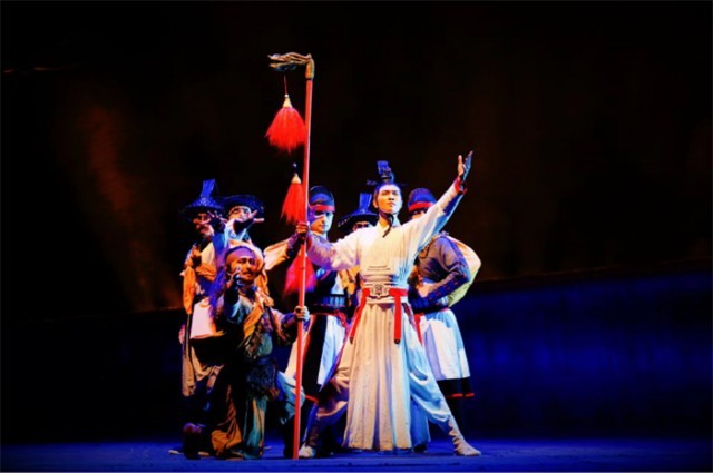 李松霖主演大型历史题材原创舞剧《张骞》乌鲁木齐公演