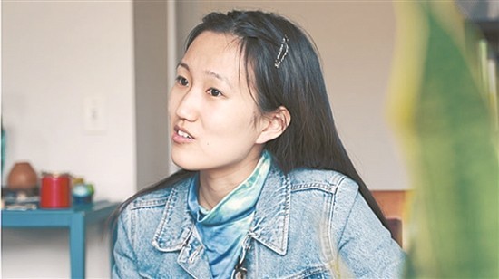 《一次远行》记录中国留学生的孤勇青春