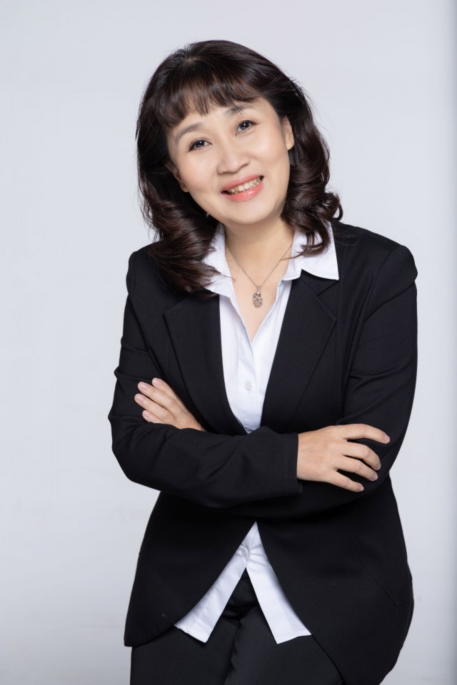 唐烨:人艺工作30年,还被叫做“小烨子”