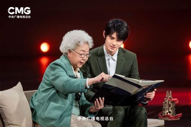 《从延安出发》第三期致敬“南泥湾精神”