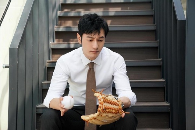 《玫瑰之战》口碑热度双丰收 黄晓明戏份创全剧收视峰值新高