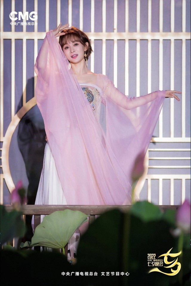 刘洋洋《万世一回眸》唱出了中国人的含蓄美