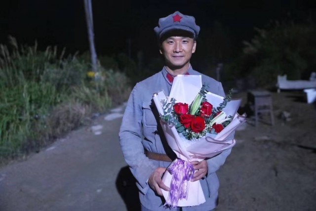 《大道薪火》杀青 郜峰首度挑战饰演历史伟人邓小平