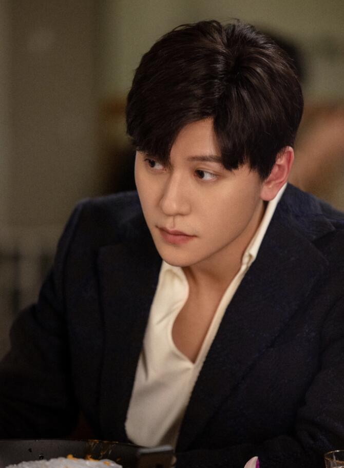 《恋爱的夏天》8月28日开播 吴倩秦俊杰携手共解“爱”难题