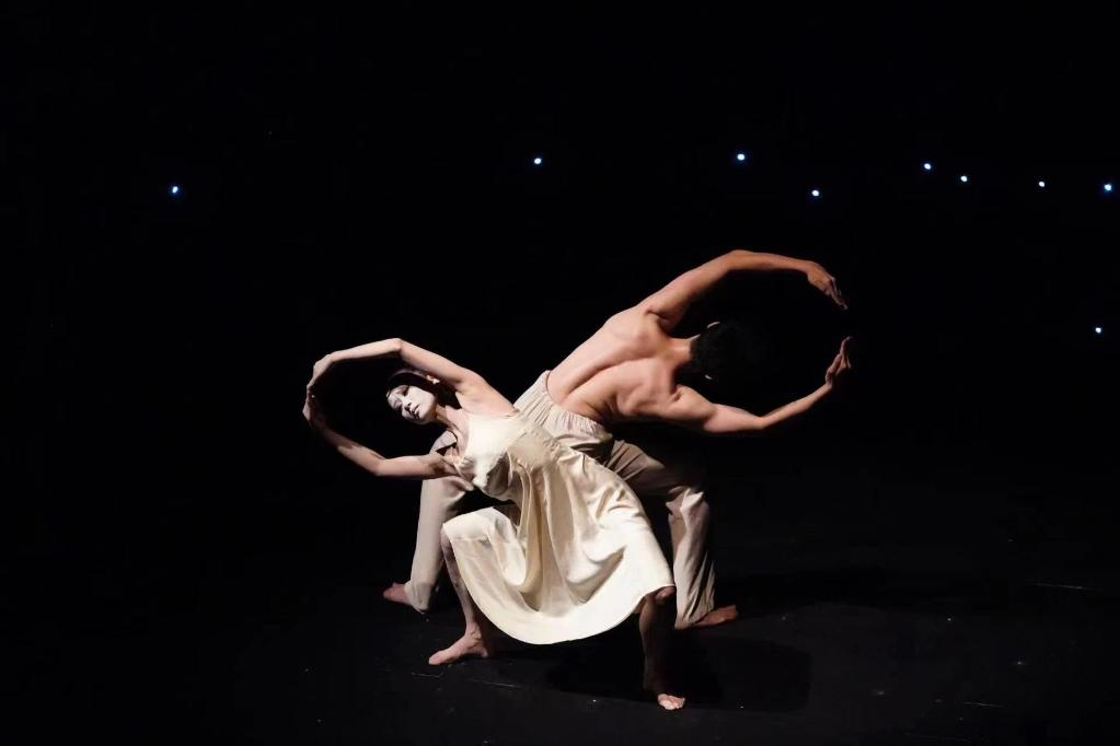 中央芭蕾舞团芭蕾舞剧《小美人鱼》超卓上演