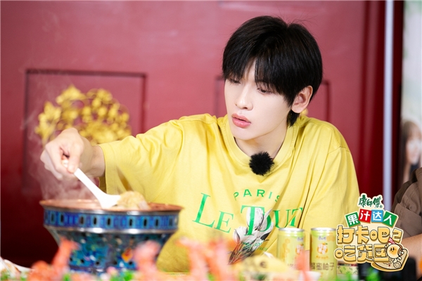 《打卡吧！吃货团》以美食为号 开启文化潮流之旅