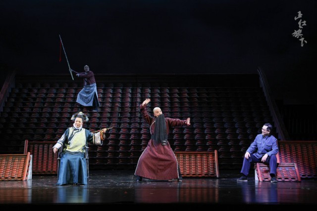 首届“大戏看北京”展演季剧目话剧《正红旗下》顺利展演