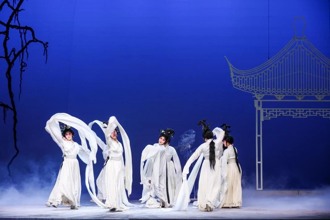 首届“大戏看北京”展演季剧目昆剧《李清照》“幕后解密”