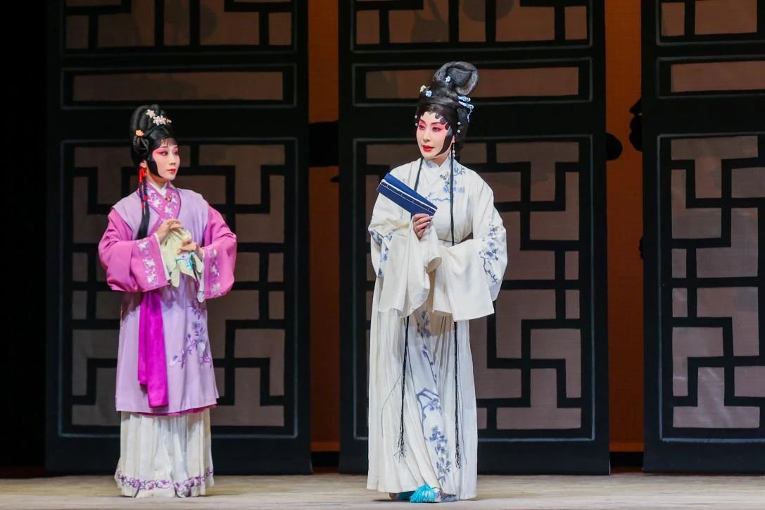 首届“大戏看北京”展演季剧目昆剧《李清照》“幕后解密”