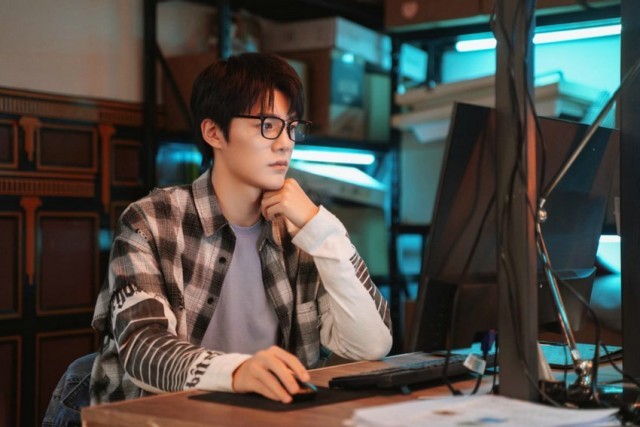 《青梅酸酸你微甜》开播 袁梓铭青涩学弟形象上线