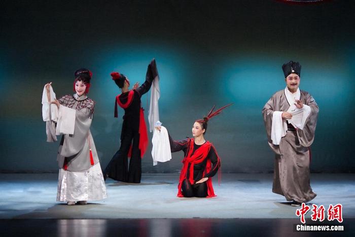 中国小剧场戏曲展演在沪开幕