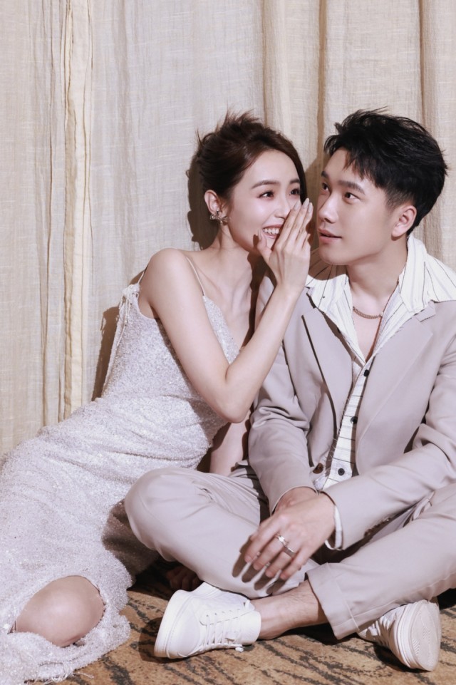 《青梅酸酸你微甜》热播 宋一雄孙嘉琪礼服情侣大片释出