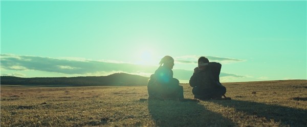 先容口碑佳作《脐带》的N个情由