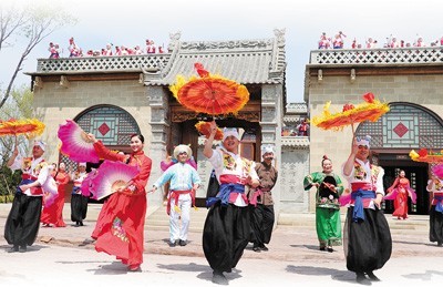 绥德黄土地艺术团 激发陕北秧歌的魅力和活力