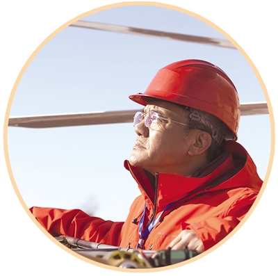 塑造英雄形象 弘扬英雄精神