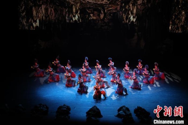 舞剧《五星出东方》惊艳亮相武汉 鲁俊辉 摄