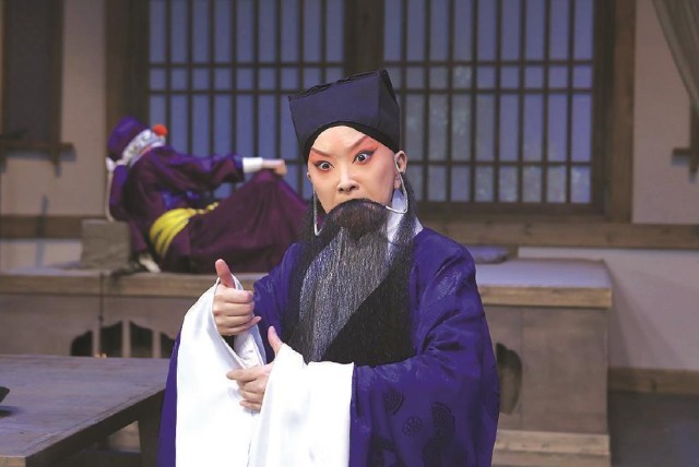 京剧为魂，电影为用