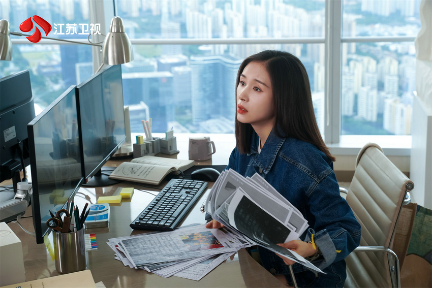 王子文:邓婕教师是本色出演,白敬亭是腼腆男孩