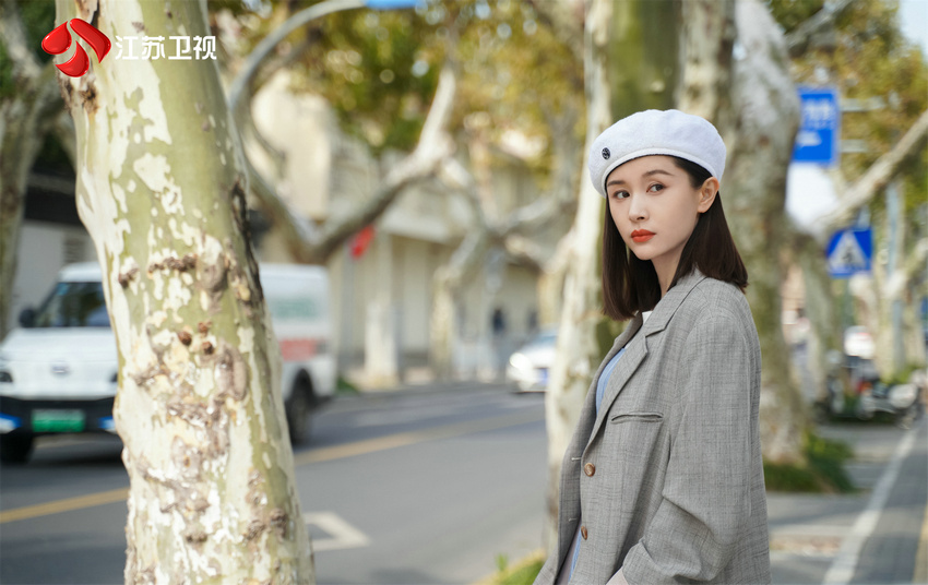 王子文:邓婕教师是本色出演,白敬亭是腼腆男孩