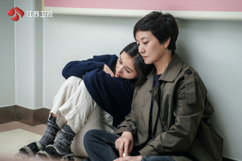 王子文:邓婕教师是本色出演,白敬亭是腼腆男孩