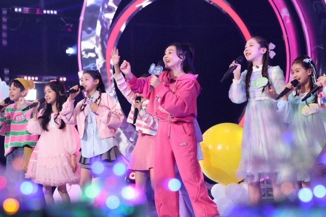 《找到你的声音》从令人惊叹最先追更 龚琳娜携手10后进入跨年时间！