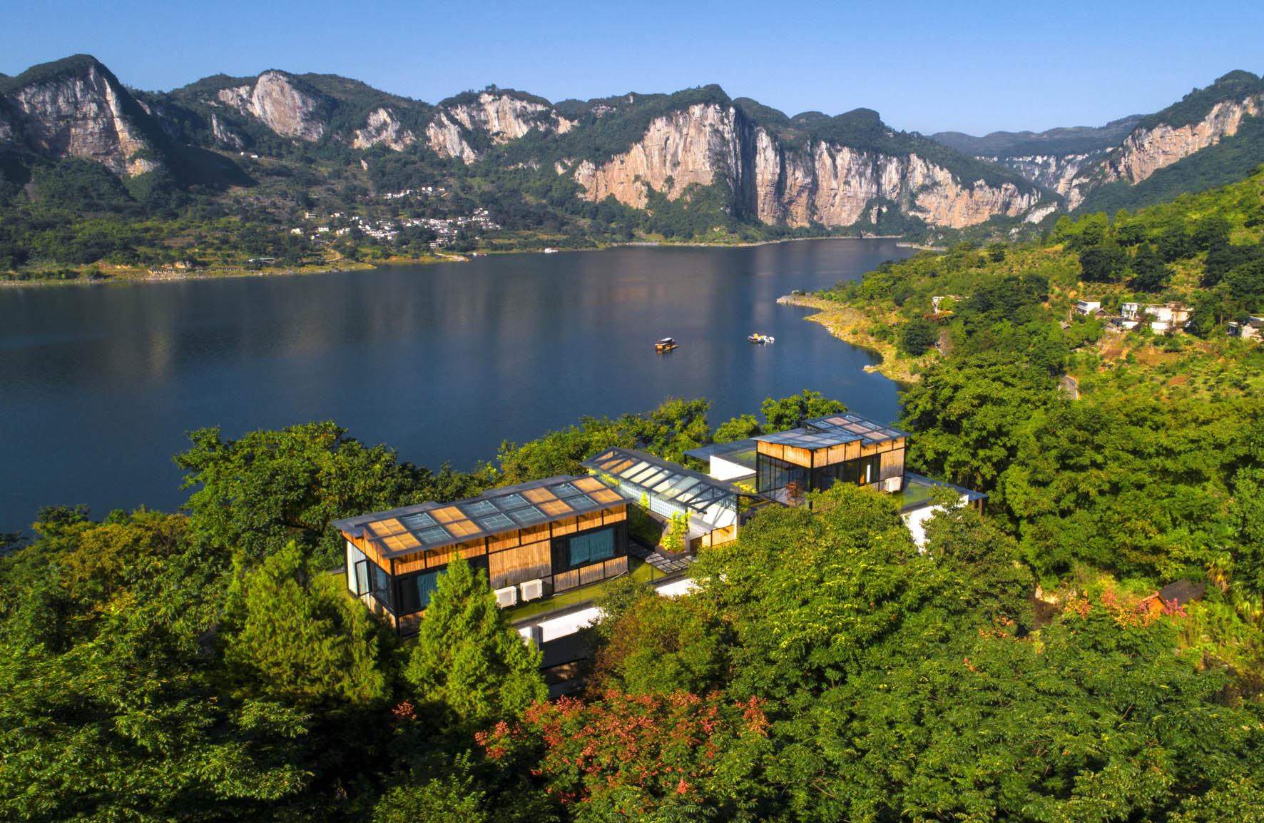 九游娱乐文学影视作品让乡村“被发掘”(图1)