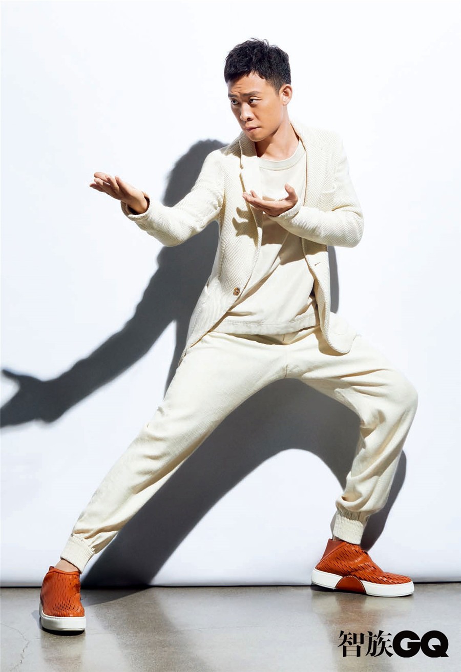 张译时尚大片曝光 大胆挑战以特写全脸出镜