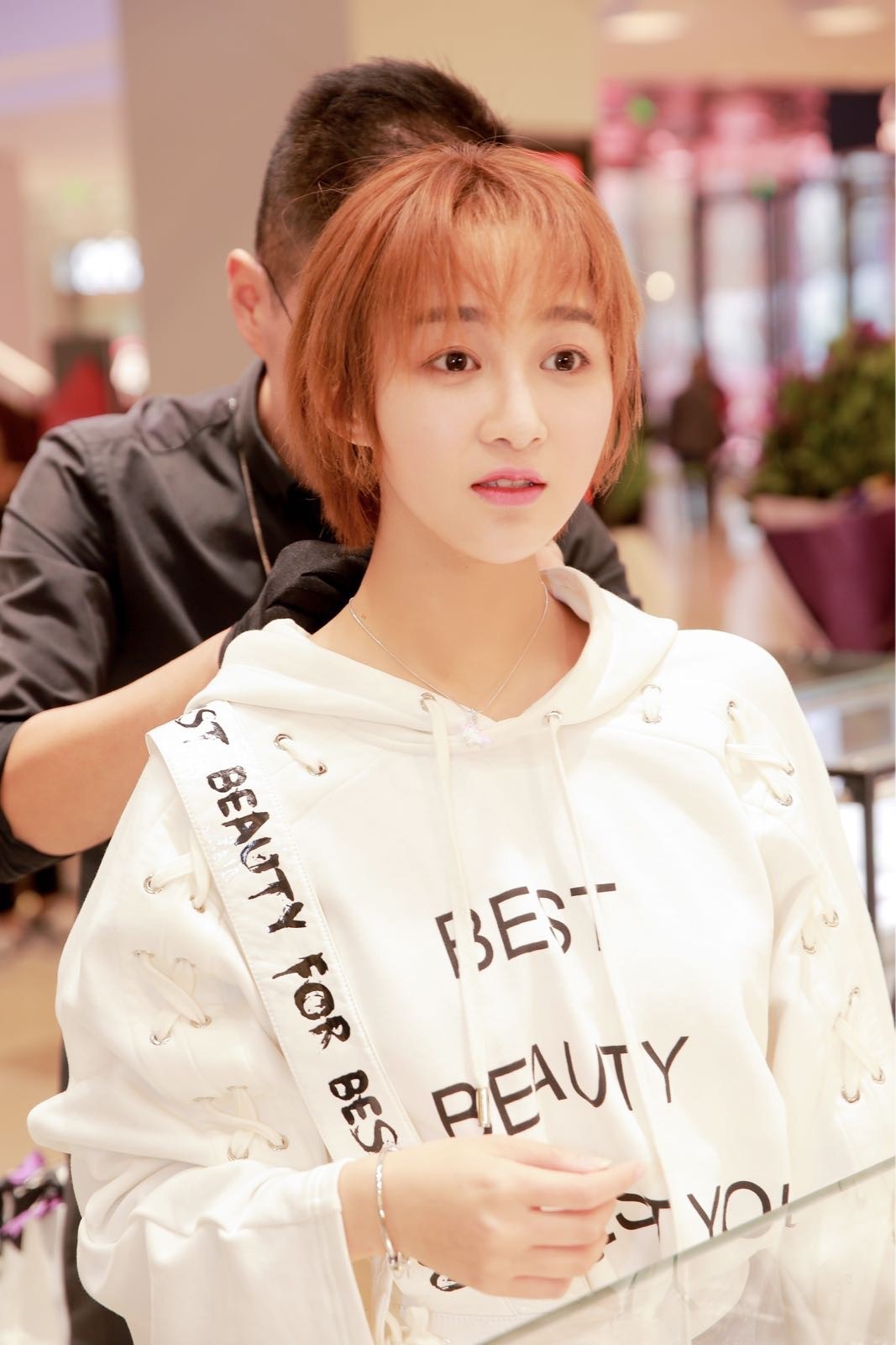 《g小调进行曲》"团宠"曾丽瑶上线 俏皮可人