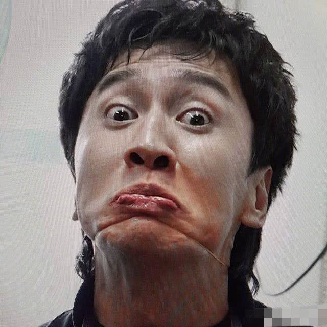 韩国搞笑男演员李光洙图片