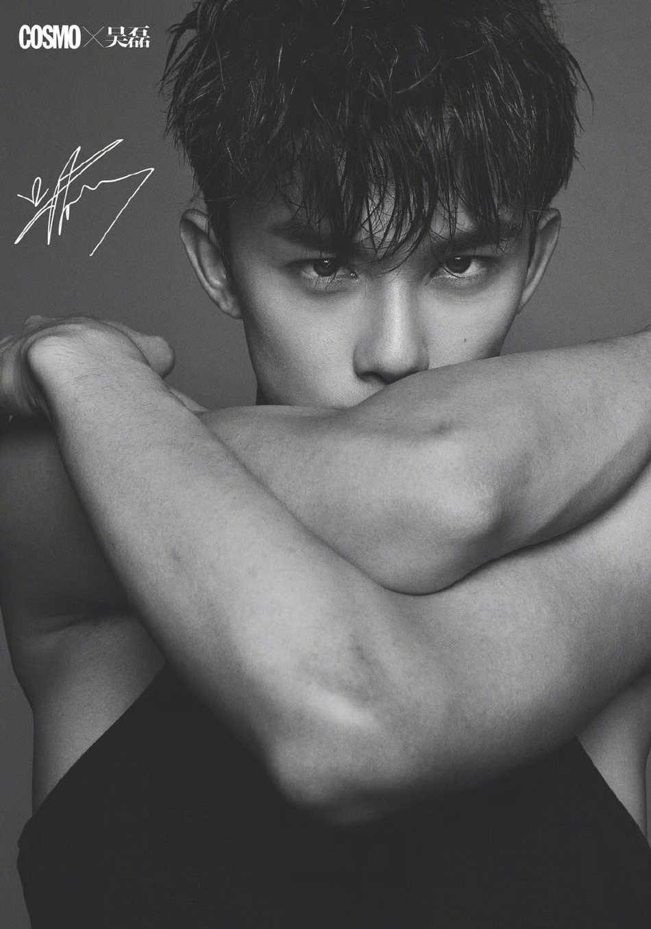 吴磊少年变成熟型男散发荷尔蒙气息尽显魅力