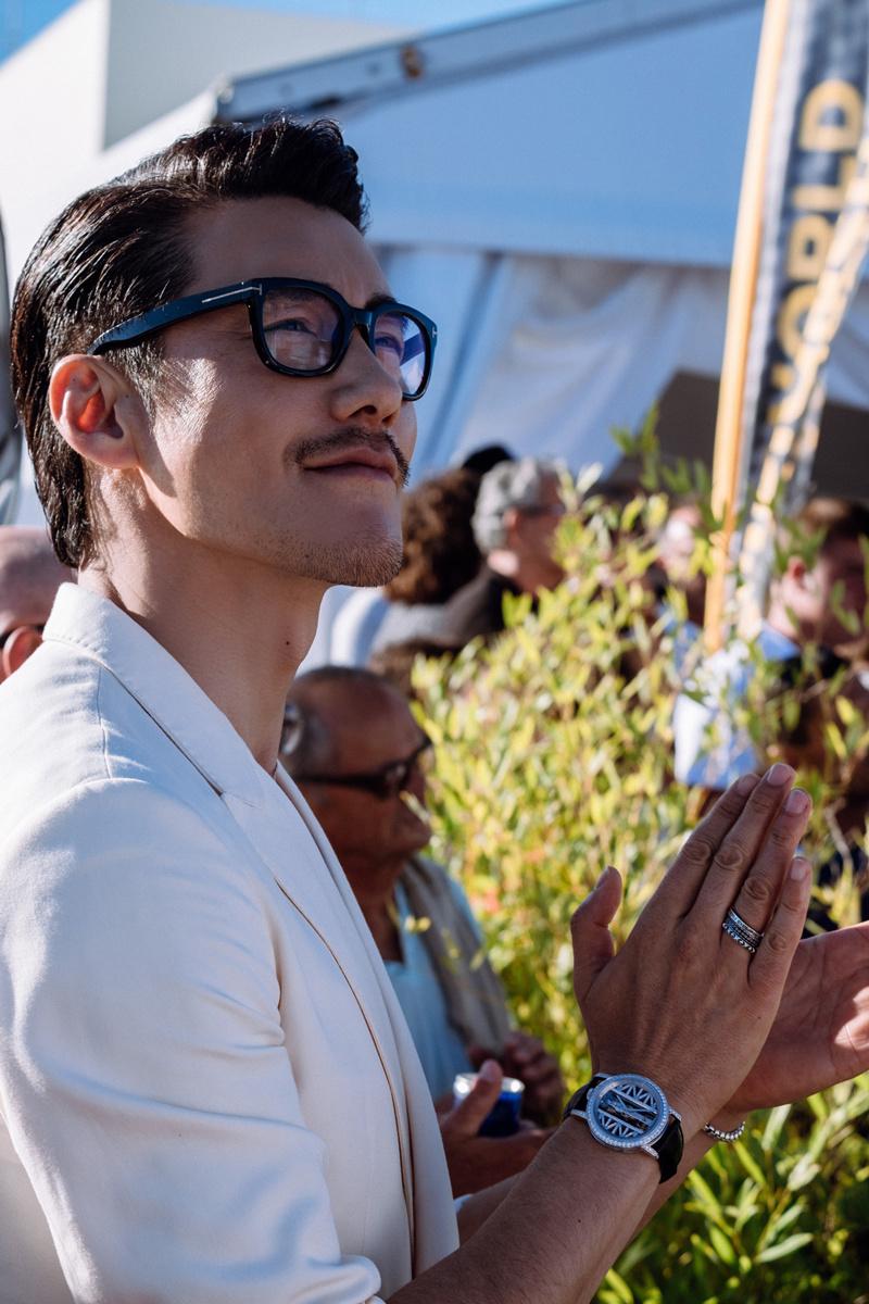 胡兵助力中国首支参赛帆船队 自上船体验"速度与激情_娱乐频道_中国