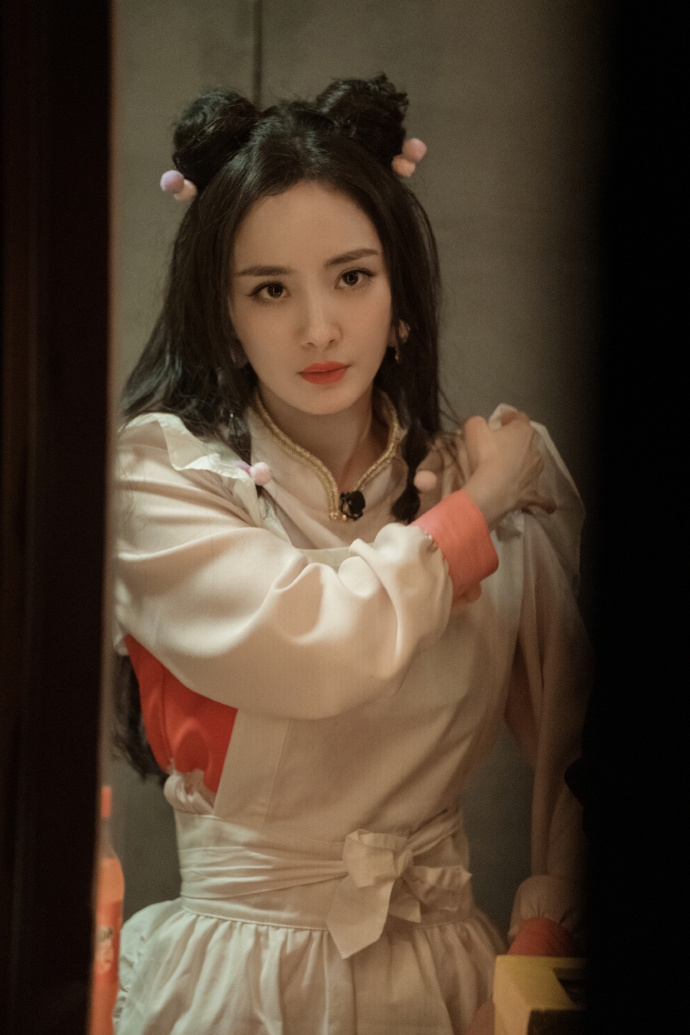 《密室大逃脱》杨幂二次元造型乖巧可爱