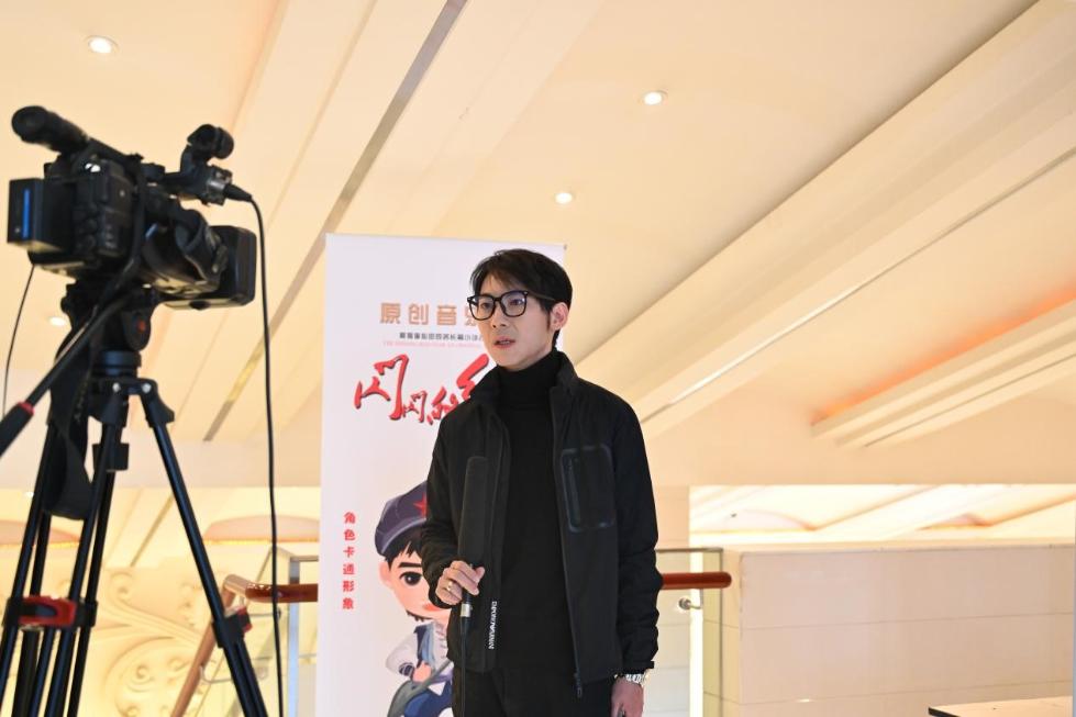 总导演王哲接受采访.jpg