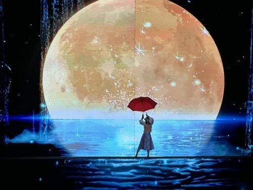 美好生活 星耀太行 山西晋城华谊兄弟星剧场美好生活综合体《重逢晋城》演出受到广大群众欢迎