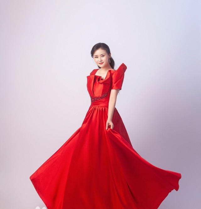 最美米脂小草李娟：来自美人县的“陕北好声音”