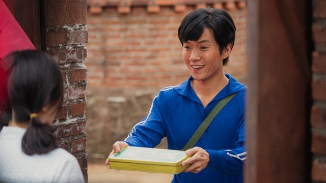 乘风踏浪热播纯爱战士刘秋实为爱花样百出